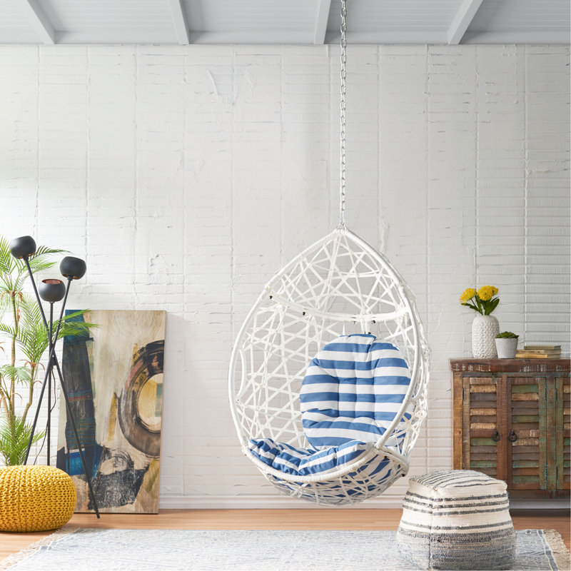 HANGING CHAIR WITH 8FT CHAIN