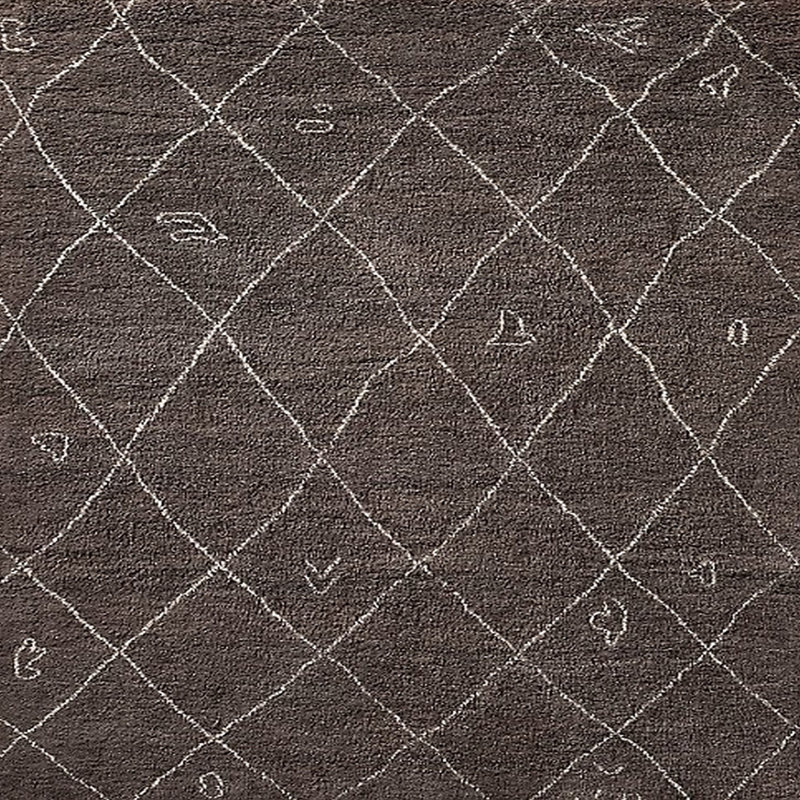 Tapis brun Bouley, Carré 8 pi