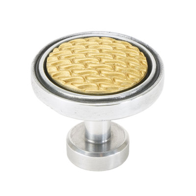 Spectra Waves knob in chrome finish