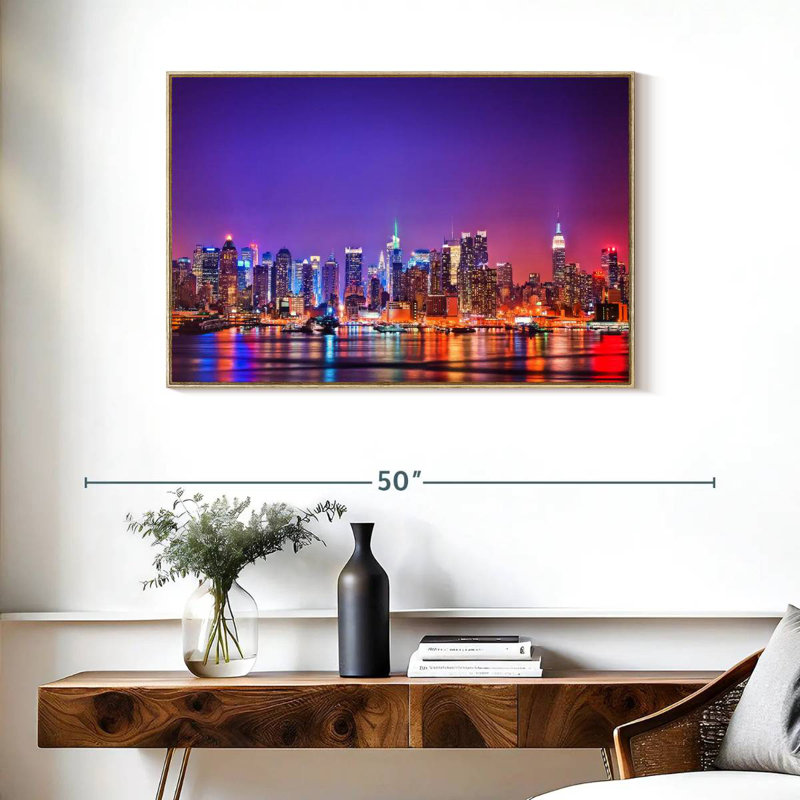 New York, la nuit, Cadre flottant en bois naturel, 37 po x 25 po