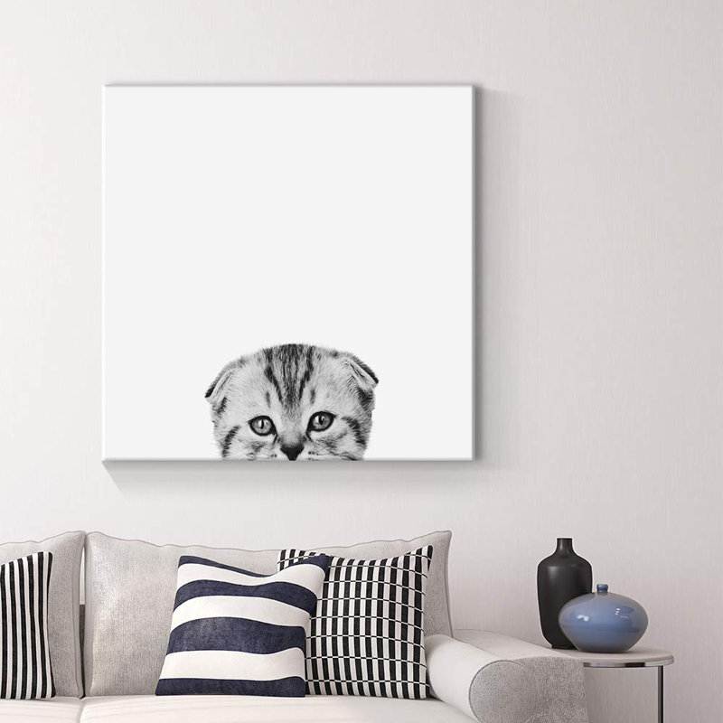 Chat timide sur toile, H 12 po x l 12 po x P 1,5 po