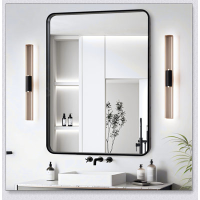 Miroir de salle de bain durable en aluminium avec verre haute définition et sécurité antidéflagrante, parfait pour les salles de bain modernes.