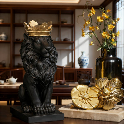 Couronne dorée statue de lion debout noir