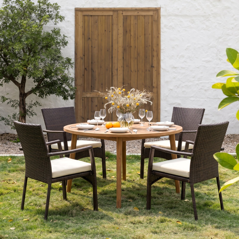 Ensemble repas d'extérieur avec coussins 5 pièces Amethyst, Teck / Cadre brun / Coussin crème