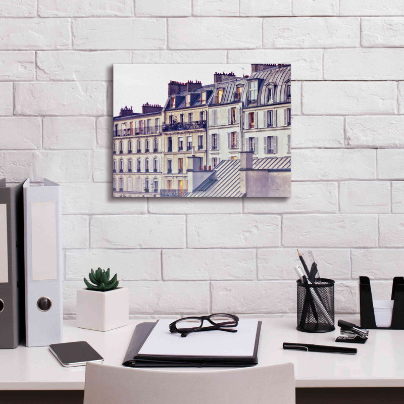 «Bon Nuit Paris» par Keri Bevan, estampe numérique sur toile, H 12 po x l 16 po x P 0,75 po