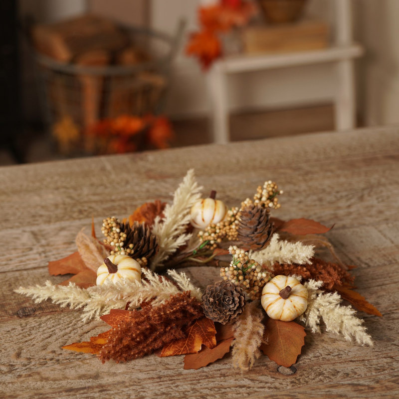 Faux Polyester 25cm Wreath