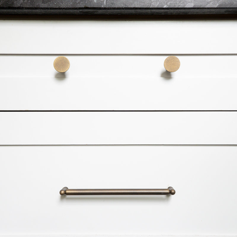 Knurled Circle Knob, Satin Brass