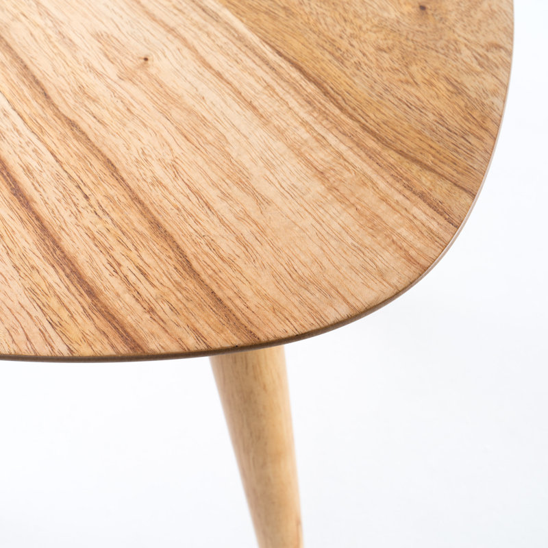 Table de bout Luqman, Naturel