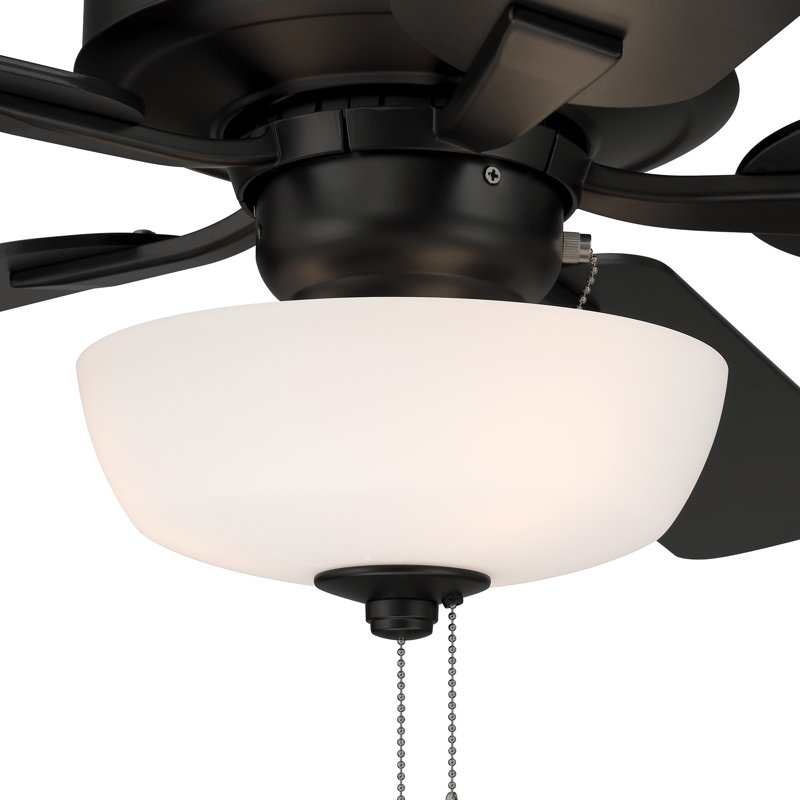 Ventilateur de plafond transitionnel intérieur / extérieur noir mat 52 po avec trois ampoules DEL 3000K Gallant II, Noir mat