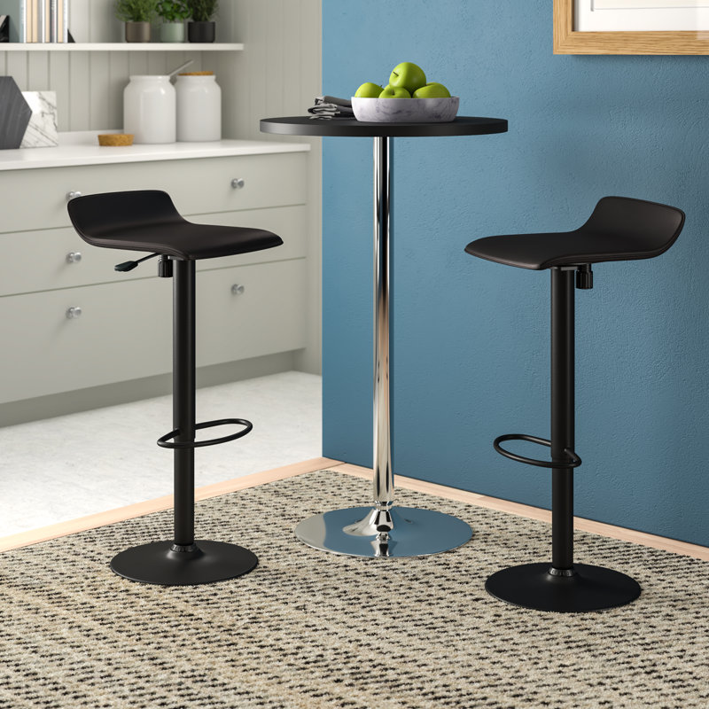 Defalle Round Dining Table