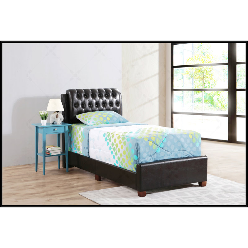 Twin Bed, Twin