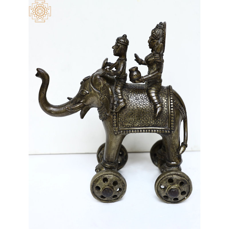 Éléphant en laiton avec cavaliers sur roues