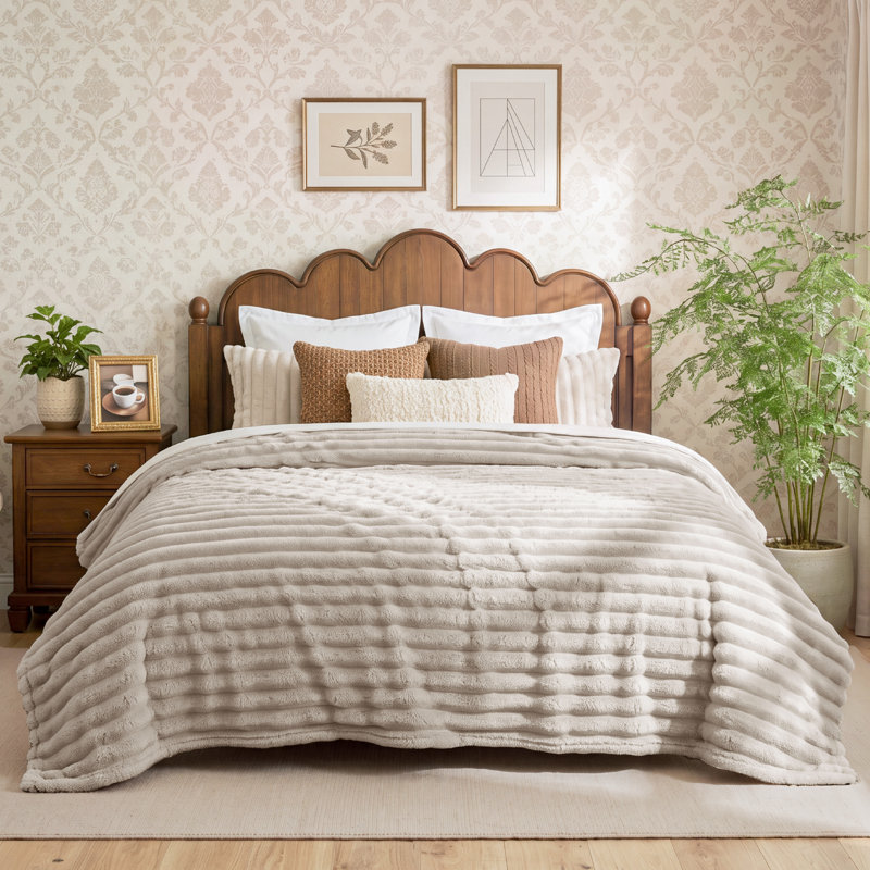 Couvre-lit de 349 g / m² pour lit - couvertures douillettes super douces, jolie petite couverture en molleton, motif à rayures plus larges