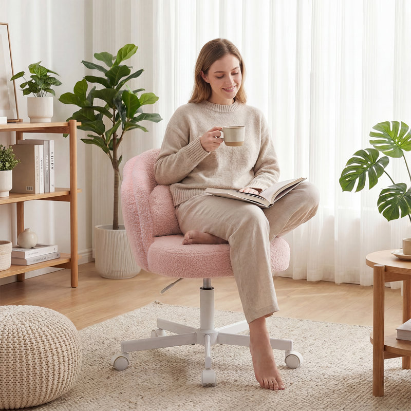 Office Chair, Pink Teddy