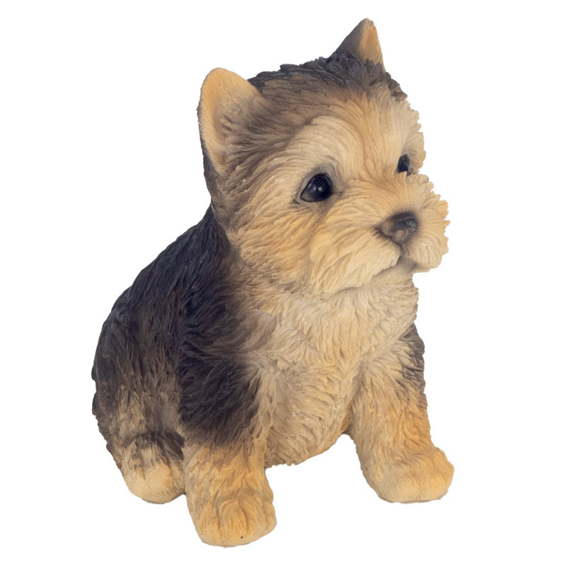 Chisolm Figurines & Sculptures