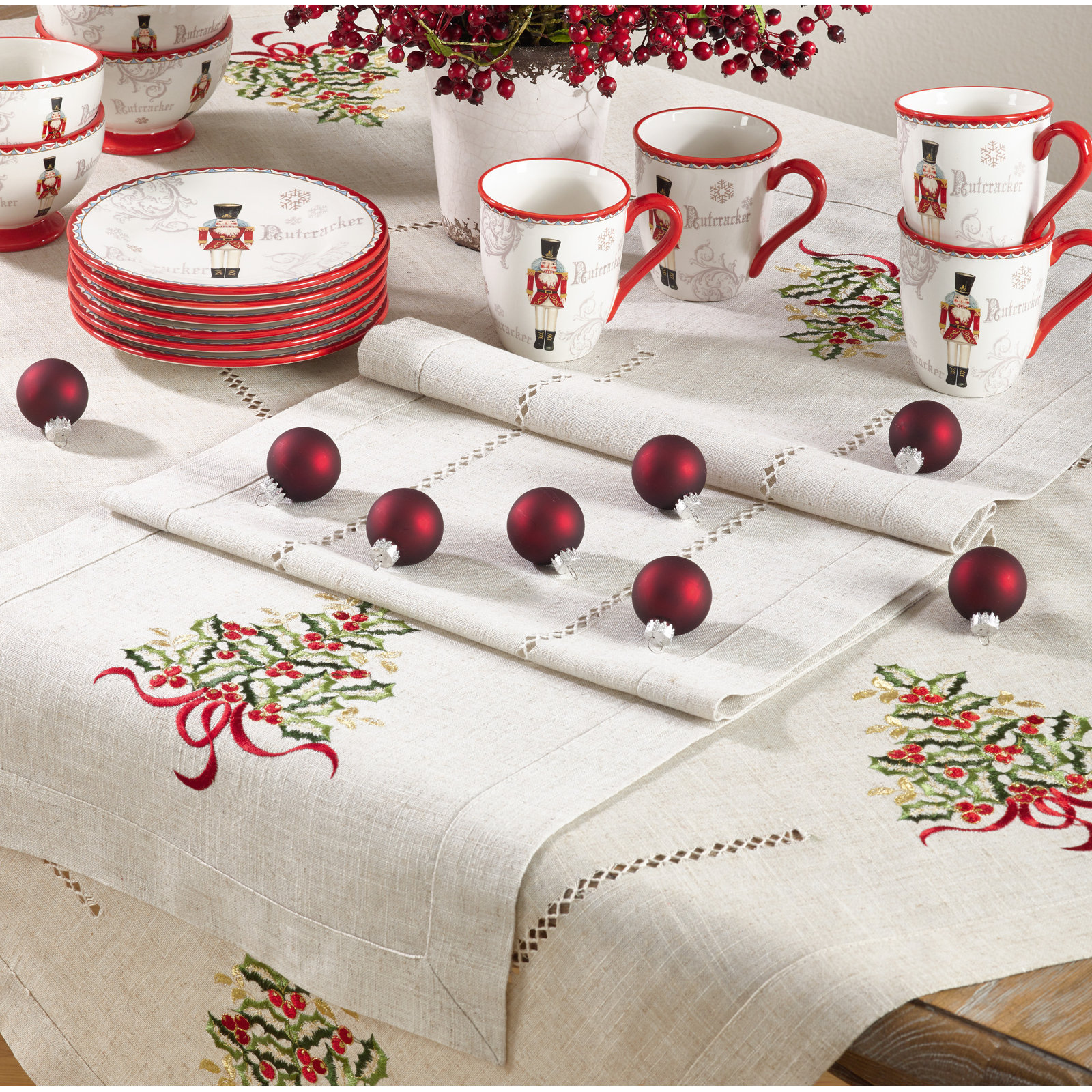 Ayverie Floral Christmas Table Runnner, 72" x 16"