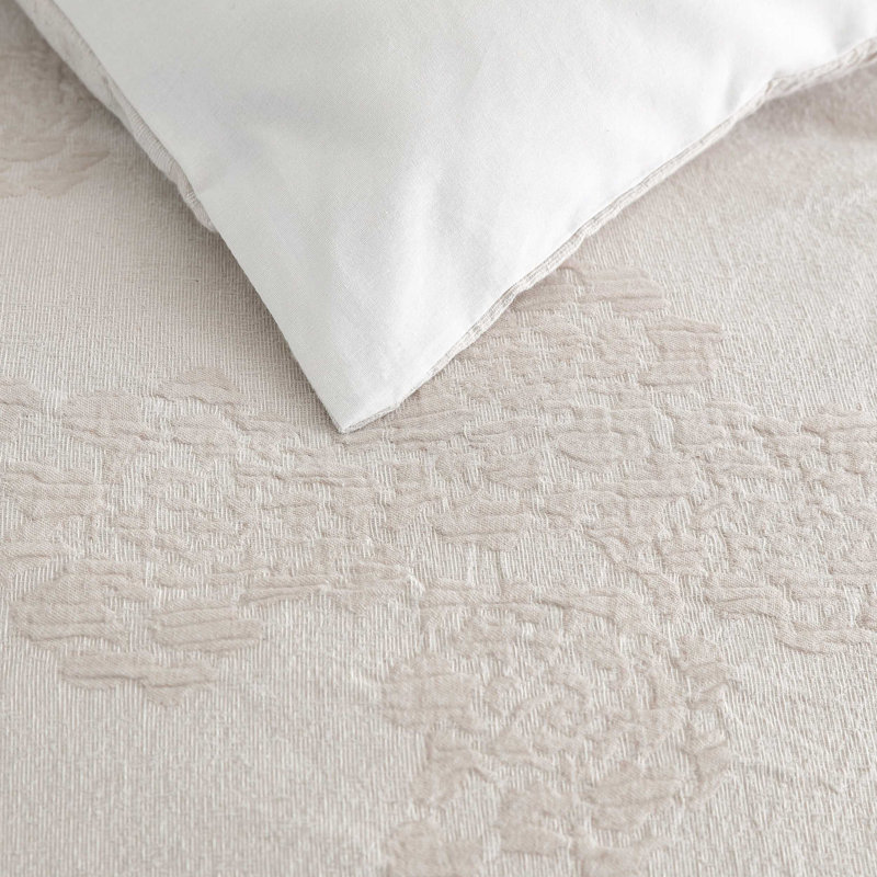 Vera Wang Roses Beige Cotton Duvet Cover Set, King Duvet Cover + 2 King Shams
