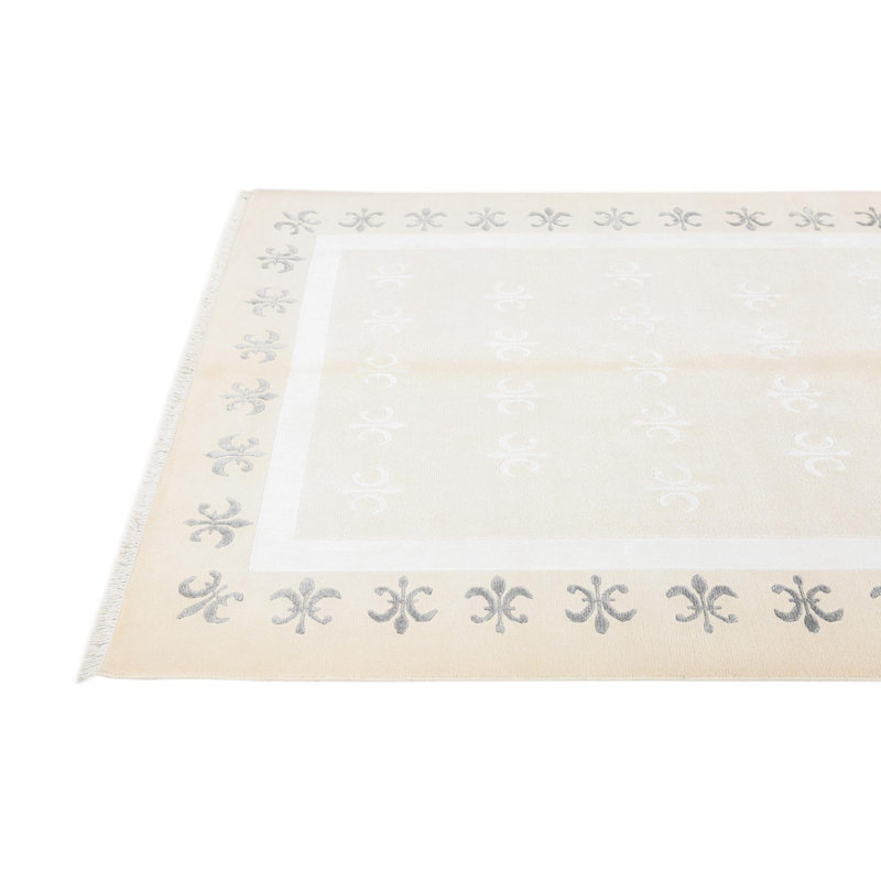 Howard Beige Rug