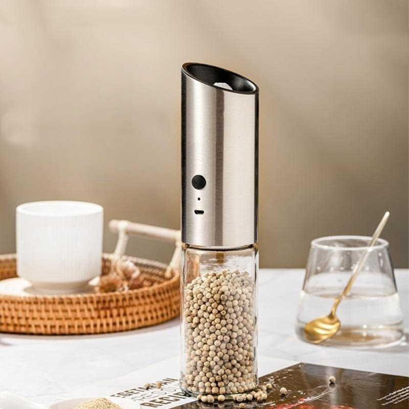 Ensemble de moulins à poivre et à sel électriques rechargeables avec moulin à poivre automatique en acier inoxydable Gravity