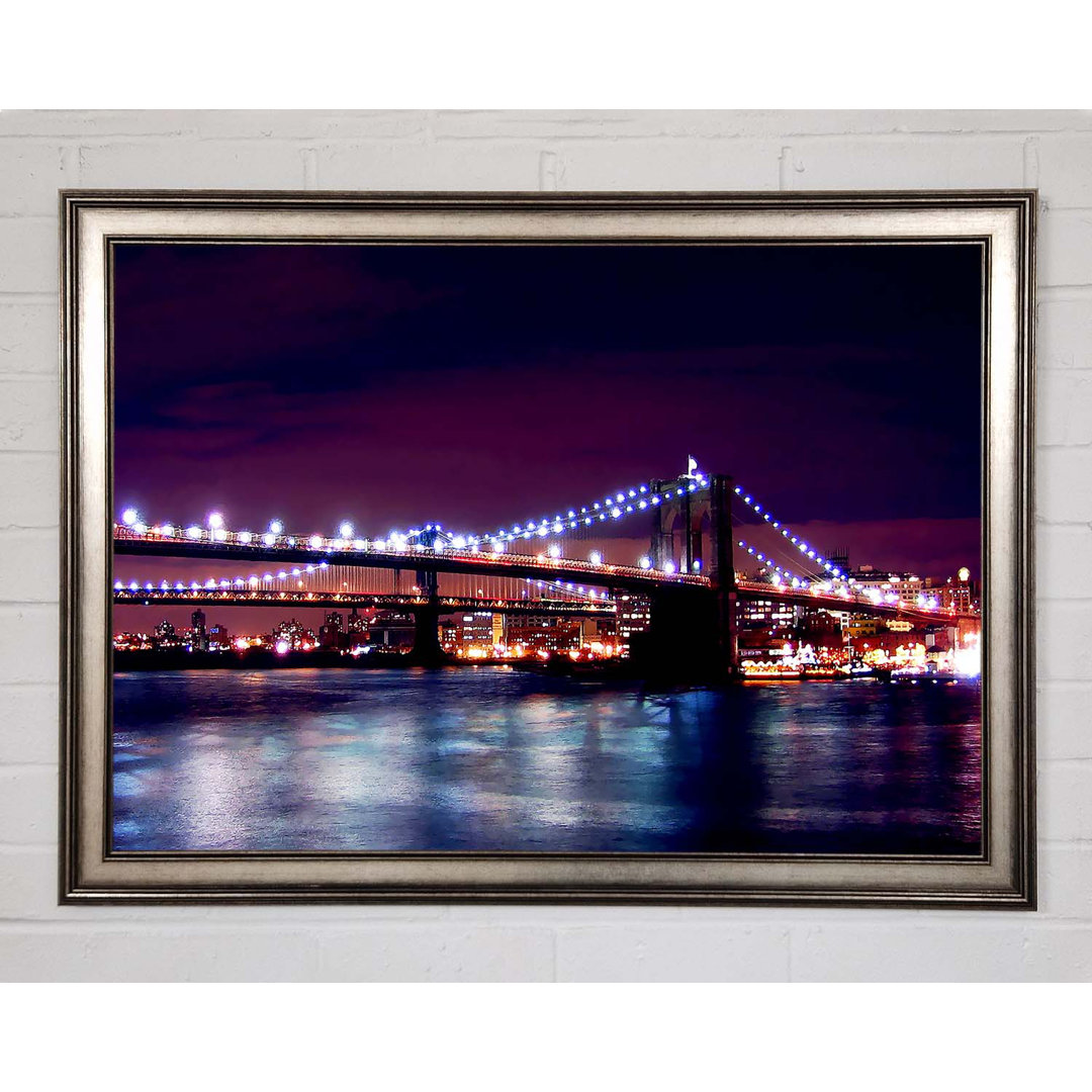 Brooklyn Bridge Lights By The Water Gerahmter Druck