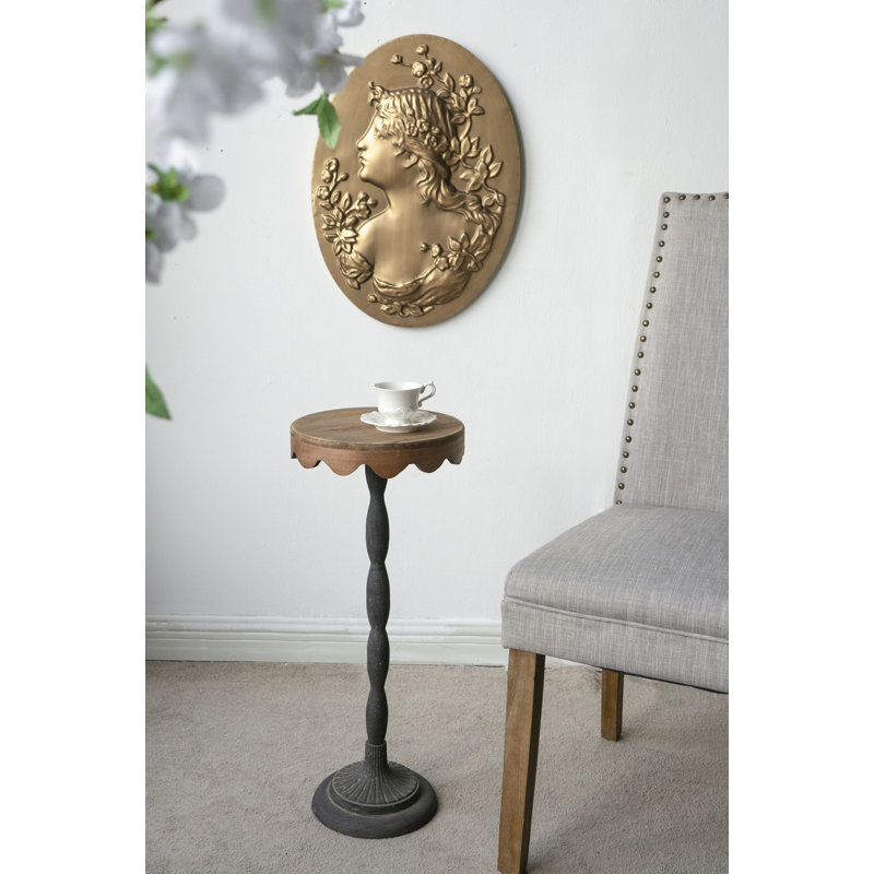 Table d'appoint D10.5X25.5 "en fer noir avec plateau en bois brun festonné, H 25,4 po x l 10,4 po