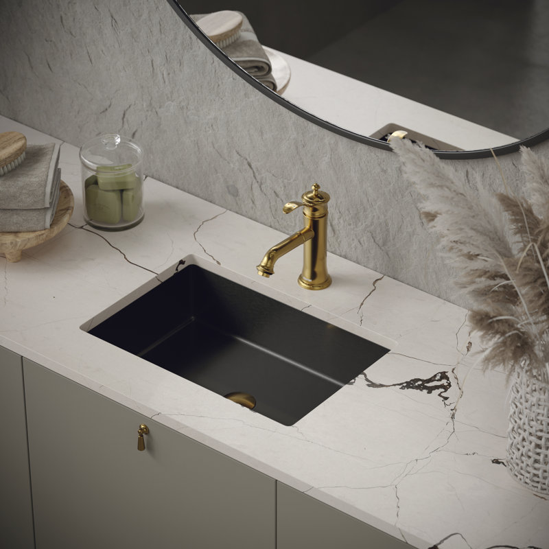 Single-Hole Single-handle Bathroom Faucet with Drain Assembly, Gold