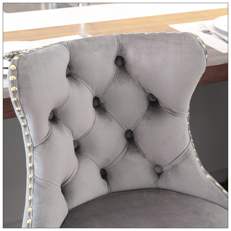Tabourets de bar pivotants en velours à hauteur de siège réglable de 25 à 33 pouces, tabourets de bar modernes à base chromée avec dossier capitonné confortable pour un pub à domicile et un îlot de cuisine (gris, ensemble de 2)