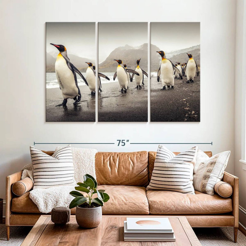 Pingouins bruns le long de la plage, H 42 po x l 65 po