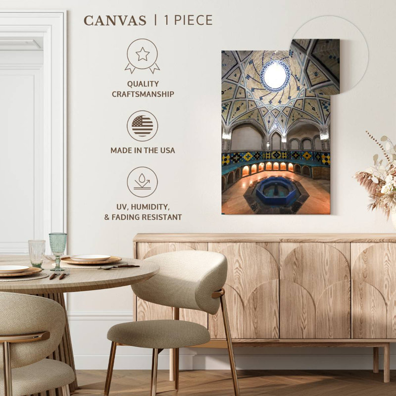 Lilie Qasemi Bathhouse, H 36 po x l 24 po