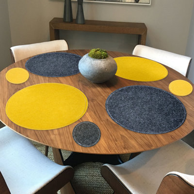 Round 8 Piece Coaster Set