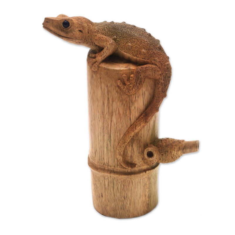 Tokek On A Log Wood Sculpture