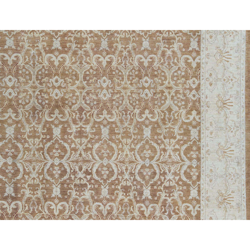 Tapis brun et ivoire de haute qualité noué à la main
