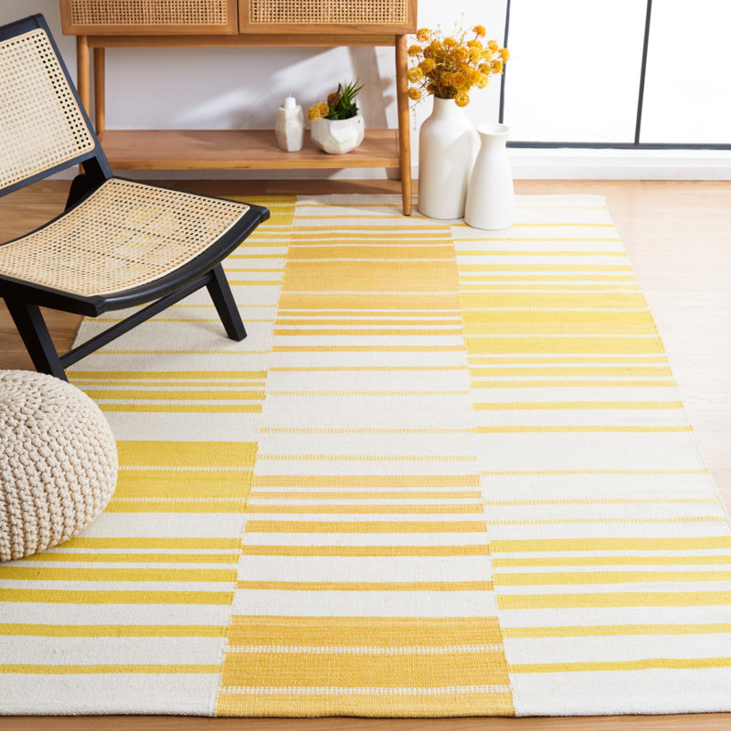 Lobato Kilim Hand Woven Flat Weave Wool/Cotton Striped Rug in Gold/Ivory, Rectangle 5' x 8'
