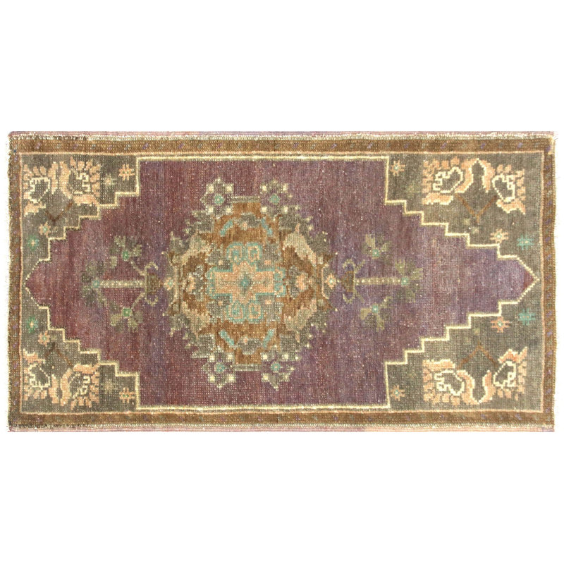 Yastic One-of-a-Kind 1'7" X 2'10" Area Rug