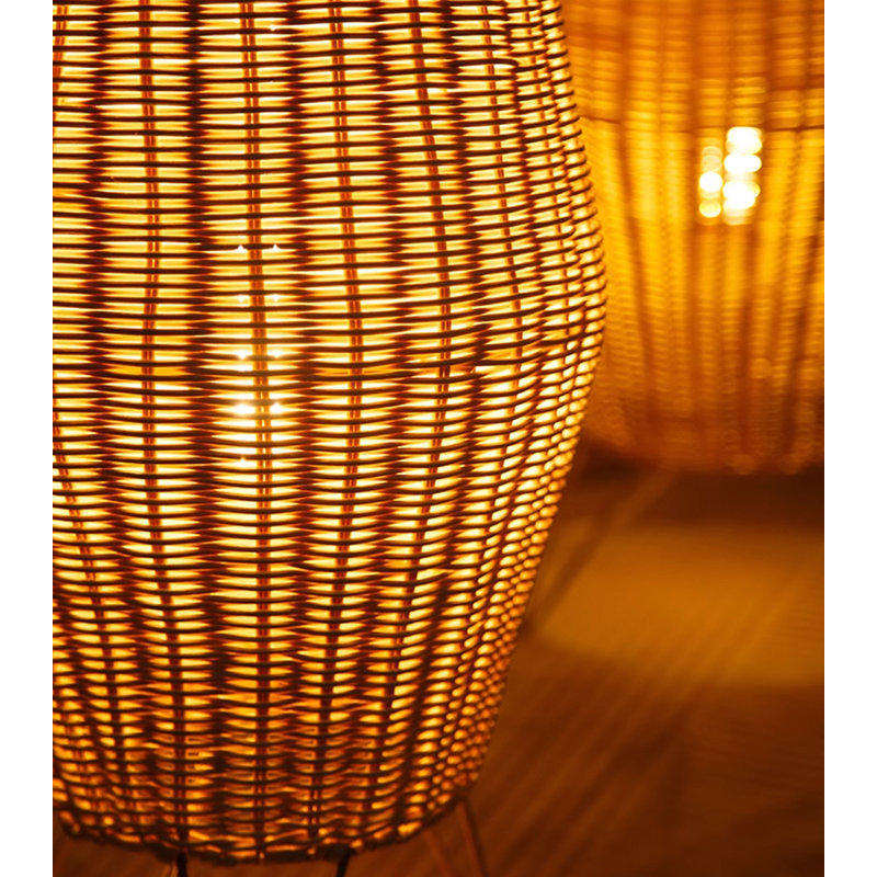 Luminaire de plancher conique en rotin tissé