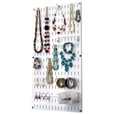 Over the Wall Jewellery Organizer