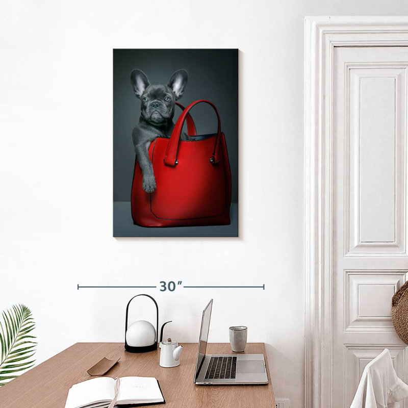 Bouledogue français dans un sac, H 30 po x l 20 po