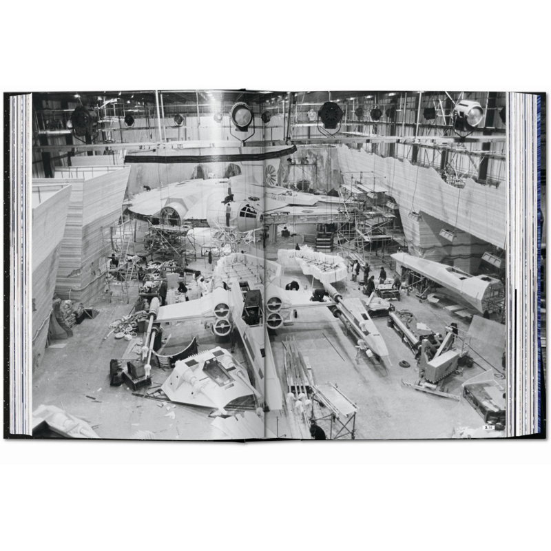 The Star Wars Archives. 1977–1983. 45th Ed.