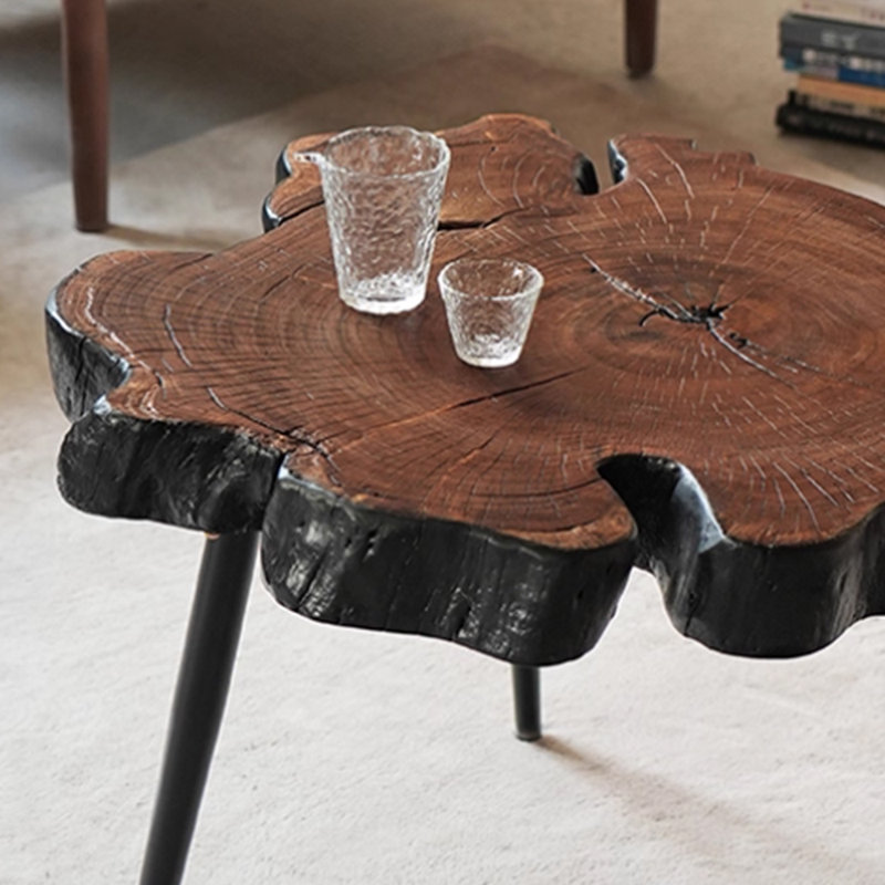 Table basse au design créatif et personnalisé