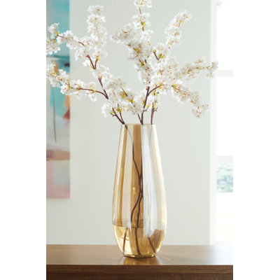 Vase Narendra