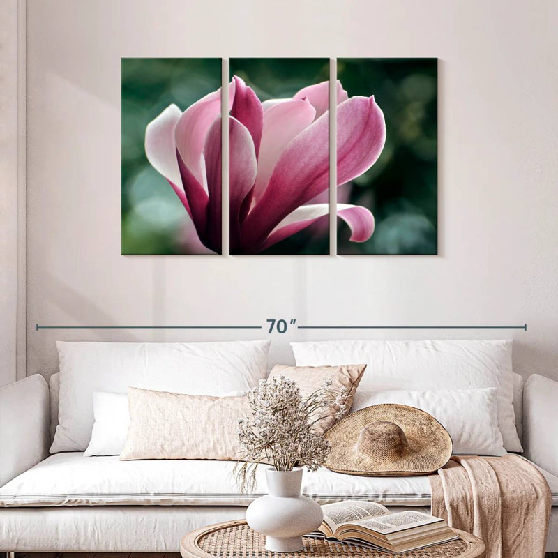 Fleur de magnolia Harnek en fleurs, H 28 po x l 45 po