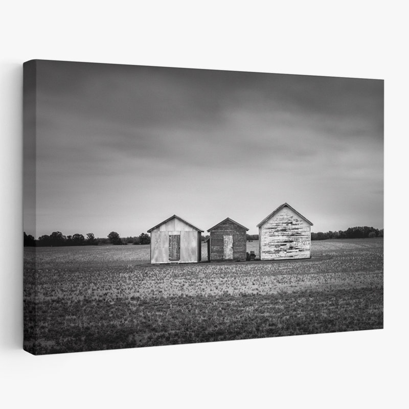 Trois granges - photographie de paysage, art champêtre blanc, H 24 po x l 36 po