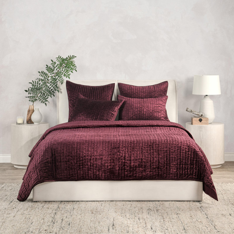 Lyndon Tasmin Velvet Quilt, Queen Quilt, Port