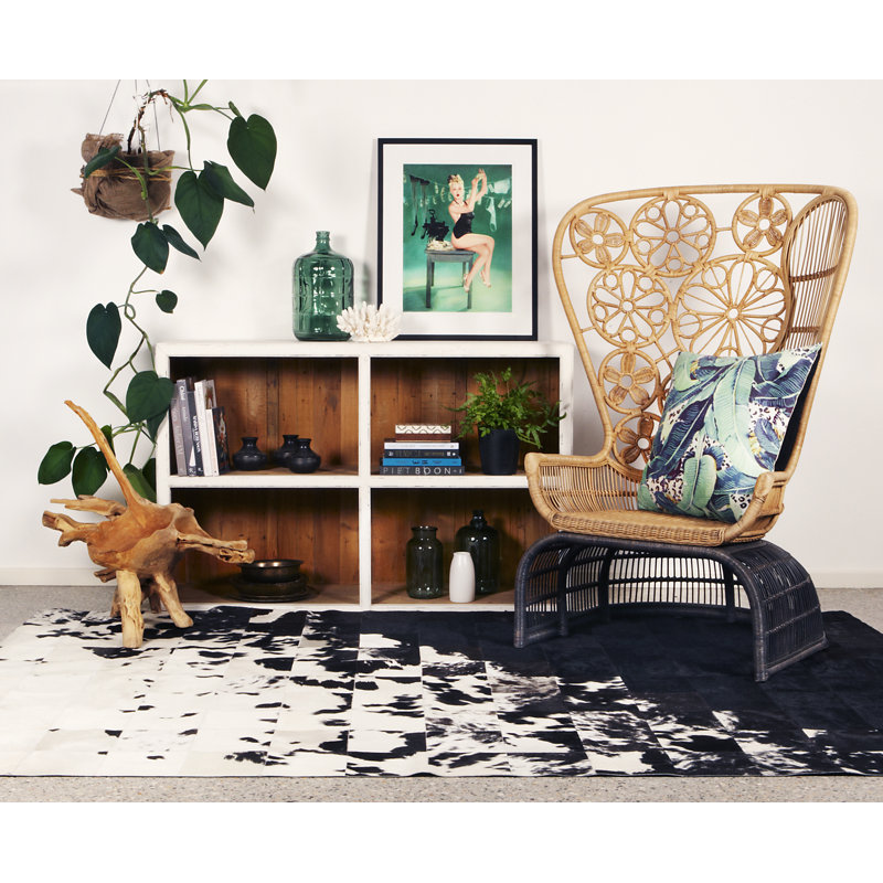 Cowhide Chevron Area Rug in Blue, Rectangle 10' x 14'