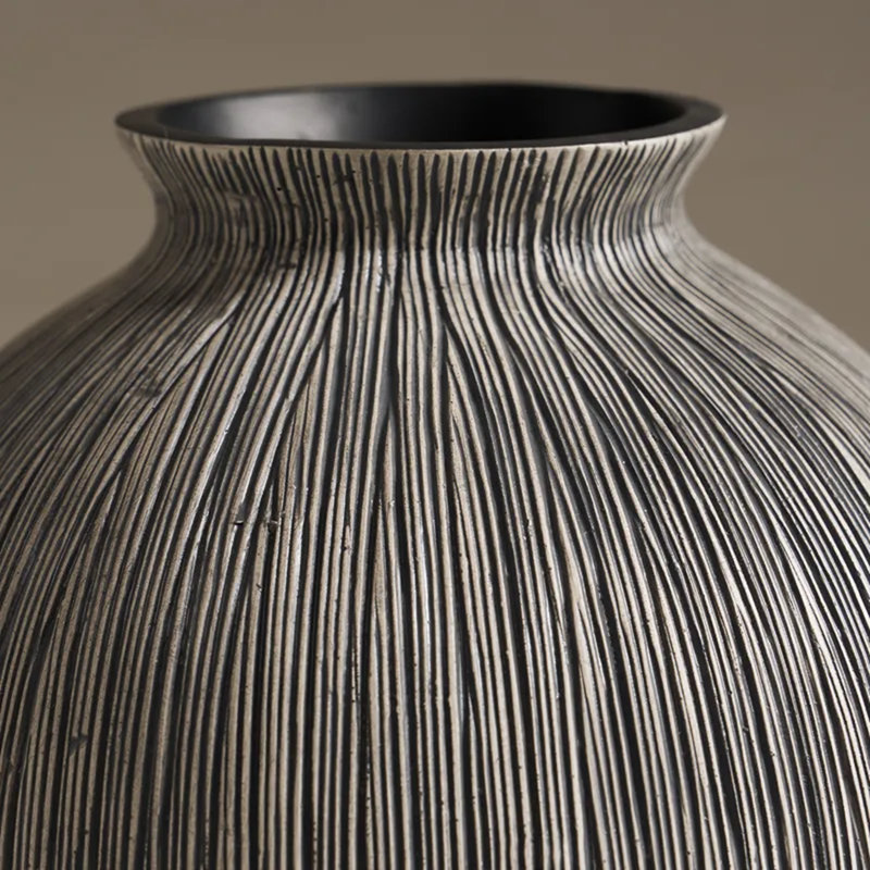 Vase (effilé)