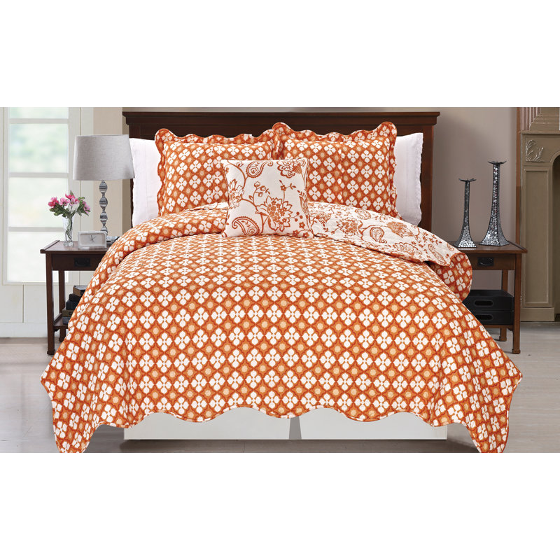 Polyester Floral Coverlet with Pillow Shams, Queen, Orange