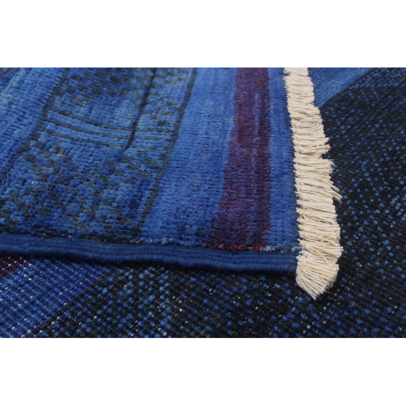 Tapis unique en laine noué à la main style transitionnel bleu / mauve des années 2010 de 6 pi x 8 pi 10 po Andrillon