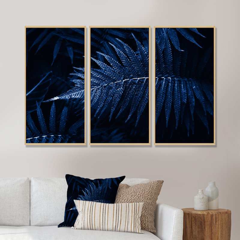 Feuilles tropicales en bleu classique - ensemble d'art mural sur toile tropical encadré de 3