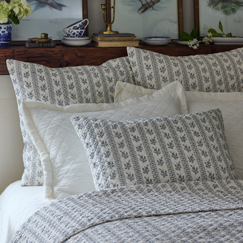 Floral Stripe Quilt, Twin Quilt