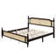 Lit en bois de pin avec tête et pied de lit en rotin-489757563-489757541